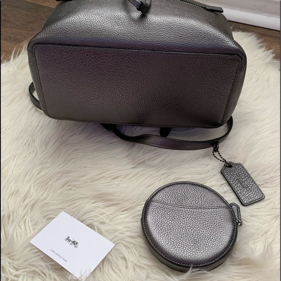 NWT ❤️Coach Evie Backpack with Round Card Case. - Picture 10 of 12